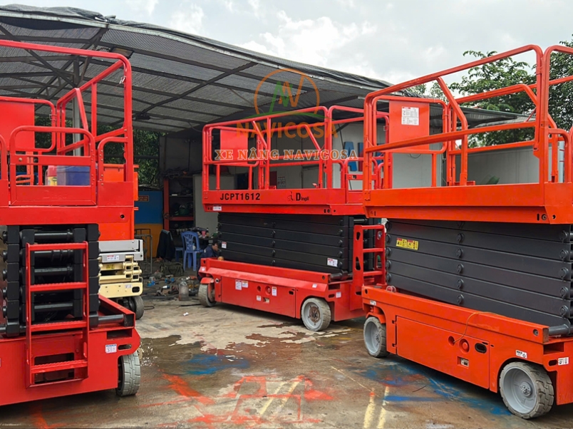 Hinh thuc thanh toan khi thue xe nang nguoi