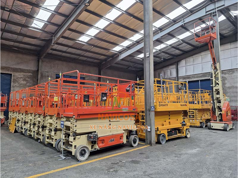 Cach doc bang tai (Load Chart) xe nang nguoi Boom Lift chi tiet A-Z