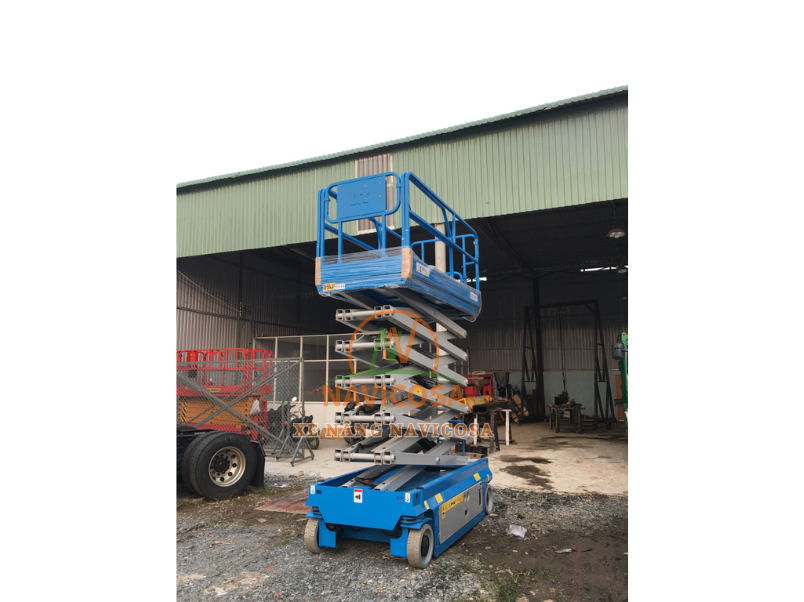 Xe nang nguoi Cat Keo (Scissor Lift) la gi