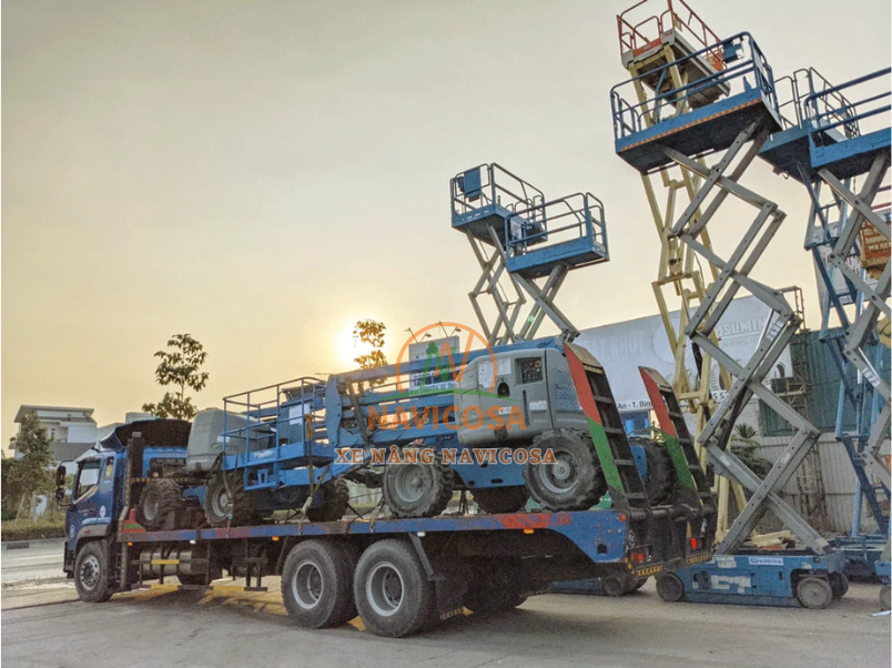 an toan thiet bi trach nhiem khi thue xe nang nguoi tai Navicosa