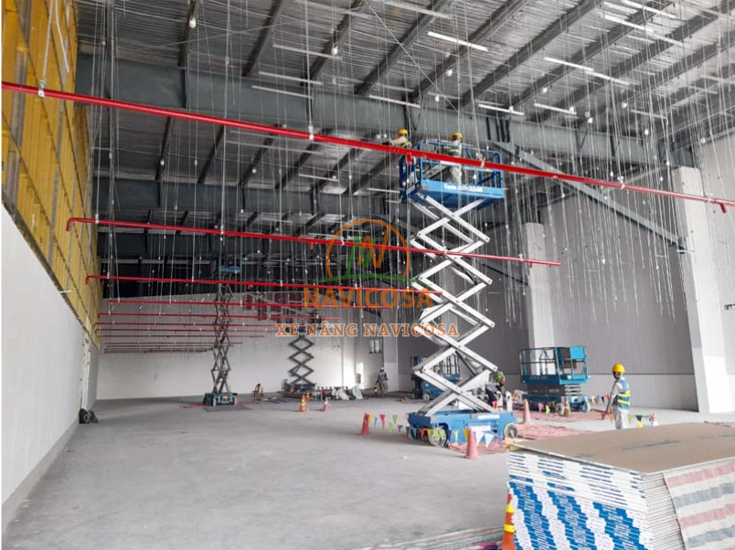 cho thue xe nang nguoi tai KCN Uyen Hung uy tin chat luong