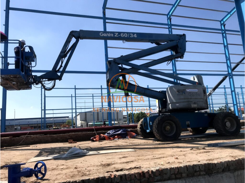 cho thue xe nang nguoi tai KCN Vinh Cuu uy tin chat luong