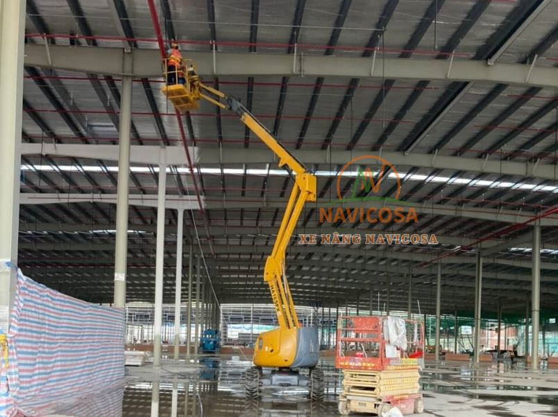 Xe nang nguoi thi cong PCCC la gi